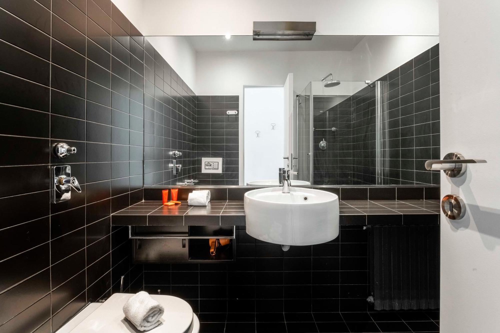Luvi - Duomo Apartment Милано Екстериор снимка